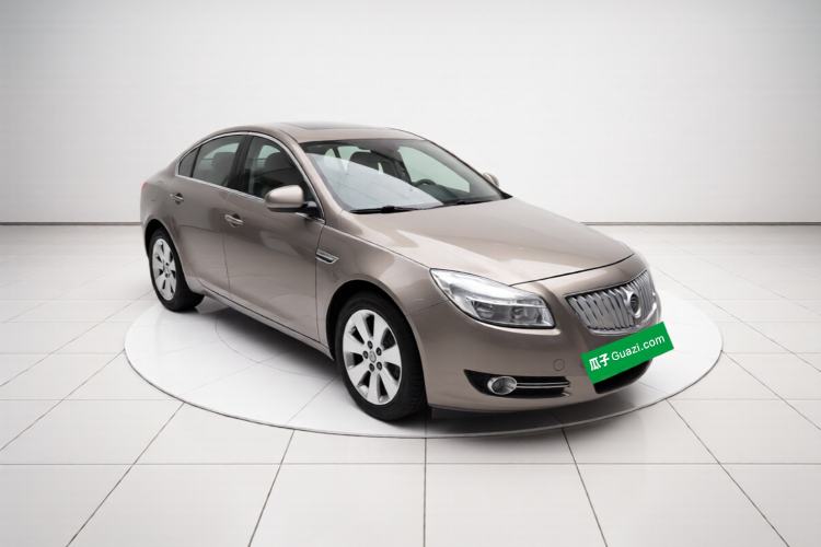 Used Buick Regal 2011 2.0L Comfort Edition Front Right 45 Deg
