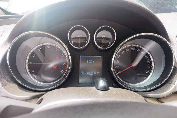 Used Buick Regal 2011 2.0L Comfort Edition Instrument Cluster