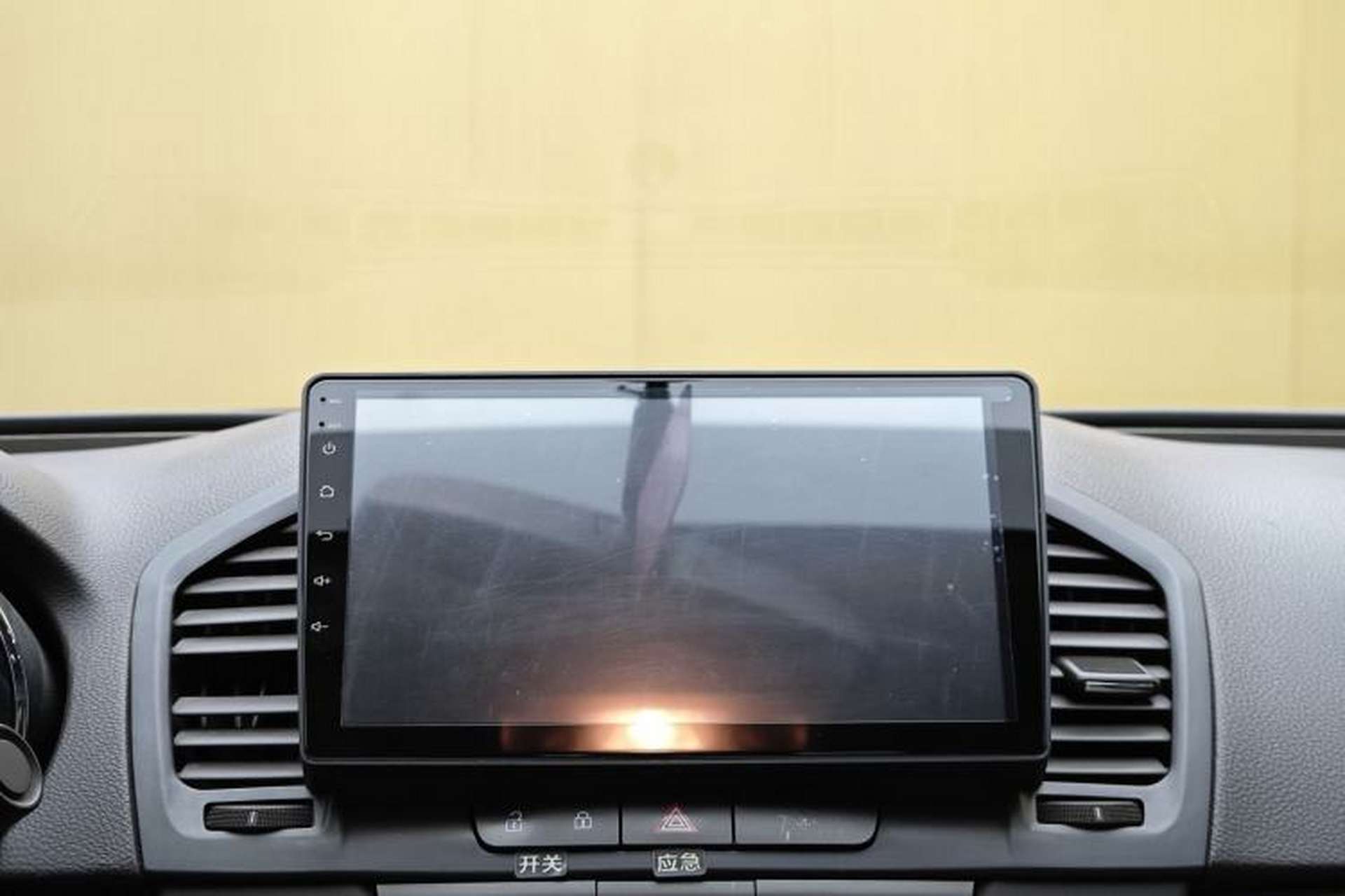 Used Buick Regal 2011 2.0L Comfort Edition Interior 9