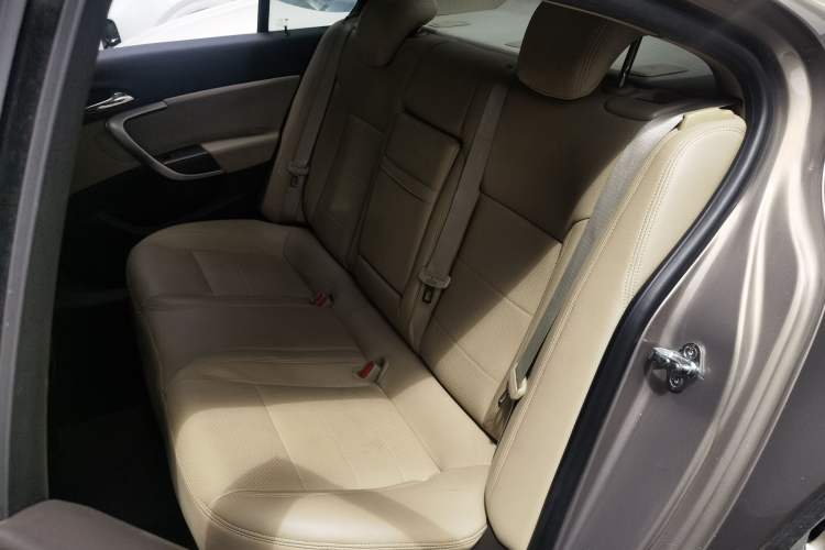 Used Buick Regal 2011 2.0L Comfort Edition Left Rear Seat