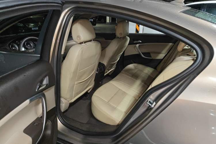 Used Buick Regal 2011 2.0L Comfort Edition Left Rear Seat