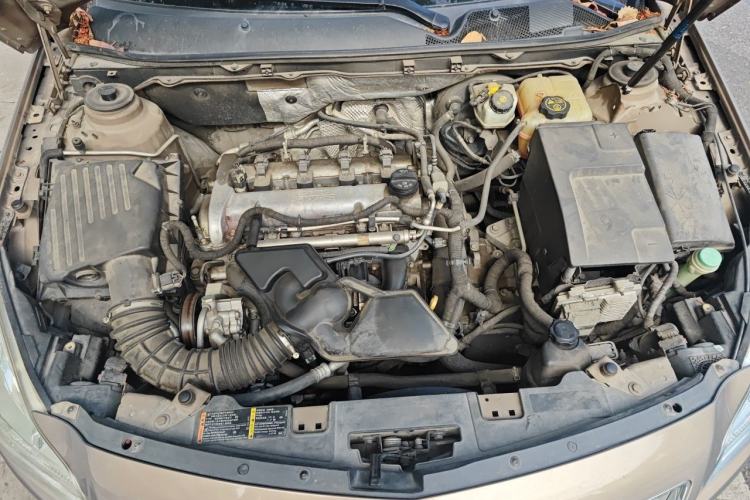 Used Buick Regal 2011 2.0L Comfort Edition Engine Bay