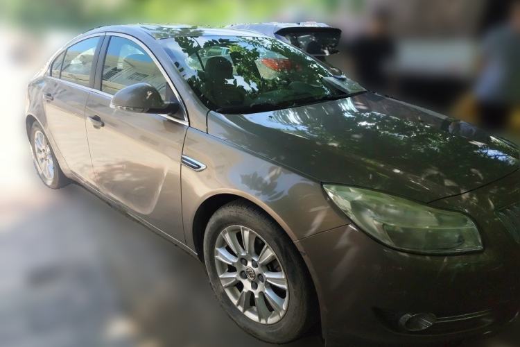 Used Buick Regal 2011 2.0L Comfort Edition Front Right 45 Deg
