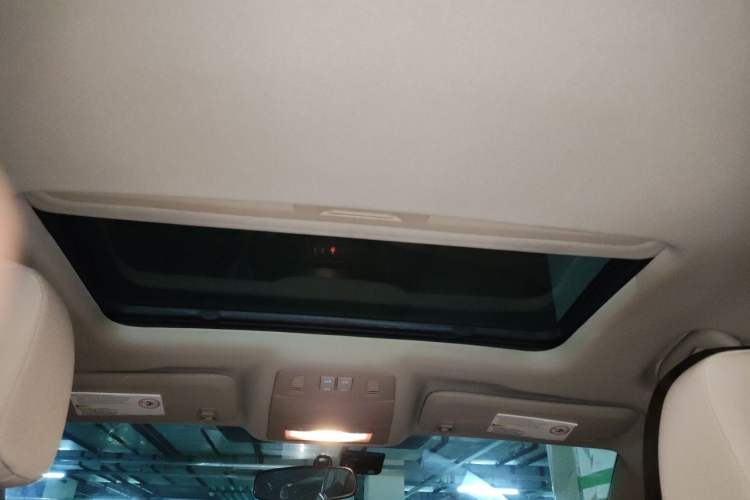 Used Buick Regal 2011 2.0L Comfort Edition Headliner