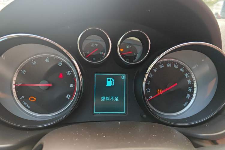 Used Buick Regal 2011 2.0L Comfort Edition Instrument Cluster
