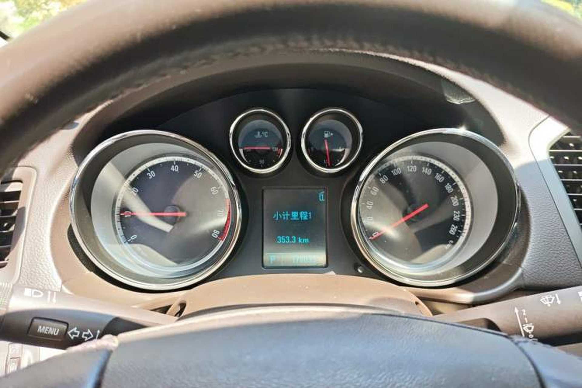 Used Buick Regal 2011 2.0L Comfort Edition Instrument Cluster
