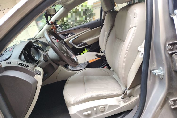 Used Buick Regal 2011 2.4L SIDI Elite Edition Left Front Seat