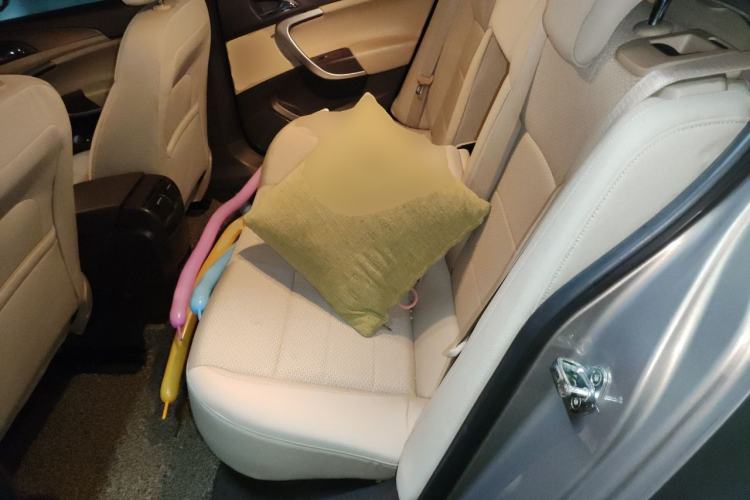 Used Buick Regal 2011 2.0L Comfort Edition Left Rear Seat