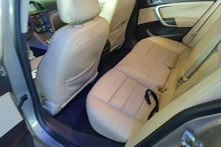 Used Buick Regal 2011 2.0L Comfort Edition Left Rear Seat