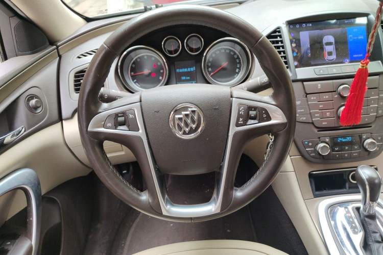 Used Buick Regal 2011 2.4L SIDI Elite Edition Steering Wheel