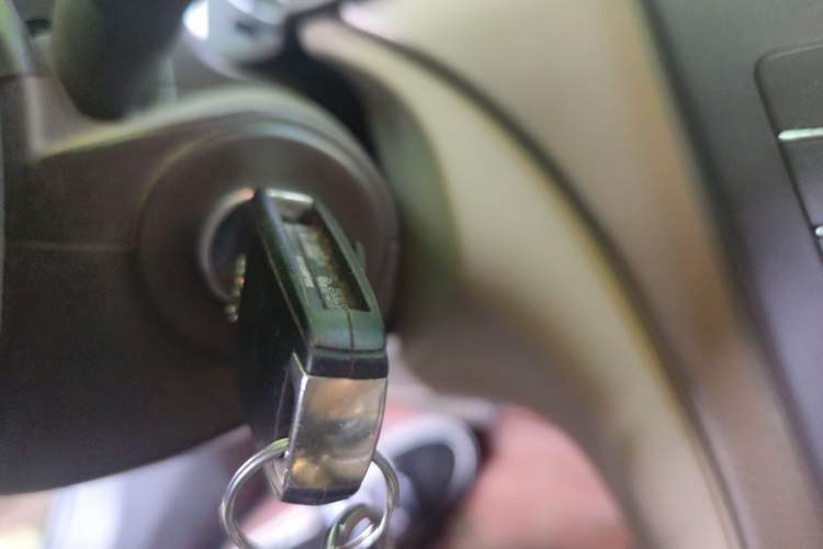Used Buick Regal 2011 2.0L Comfort Edition Vehicle Key