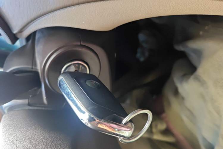 Used Buick Regal 2011 2.0L Comfort Edition Vehicle Key