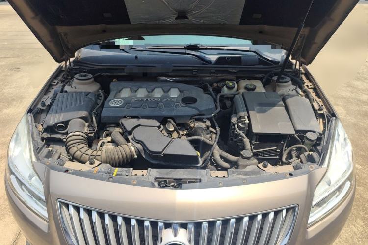 Used Buick Regal 2011 2.4L SIDI Elite Edition Engine Bay