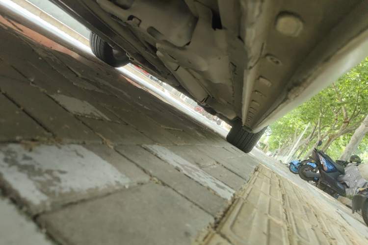 Used Buick Regal 2011 2.0L Comfort Edition Chassis Rear Right