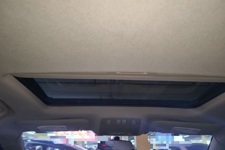 Used Buick Regal 2011 2.4L SIDI Comfort Edition Headliner