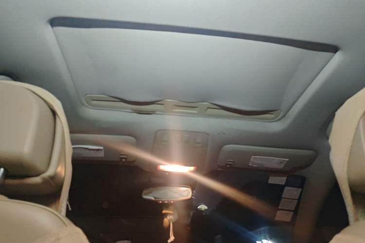 Used Buick Regal 2011 2.0L Comfort Edition Headliner