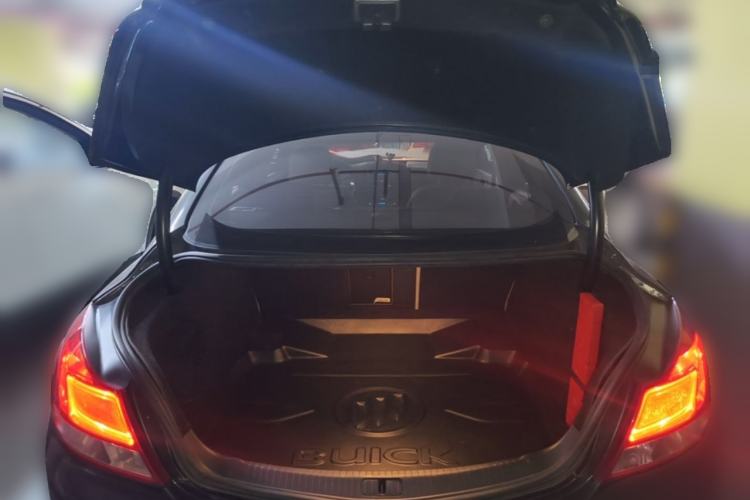 Used Buick Regal 2011 2.4L SIDI Comfort Edition Trunk