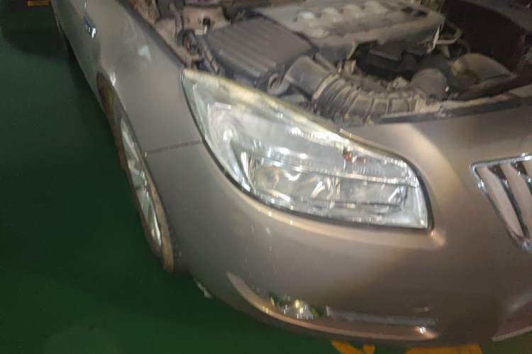 Used Buick Regal 2011 2.0L Comfort Edition Right Front Headlight