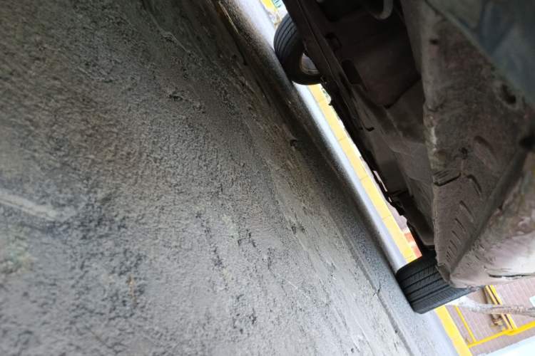 Used Buick Regal 2011 2.0L Comfort Edition Chassis Rear Right
