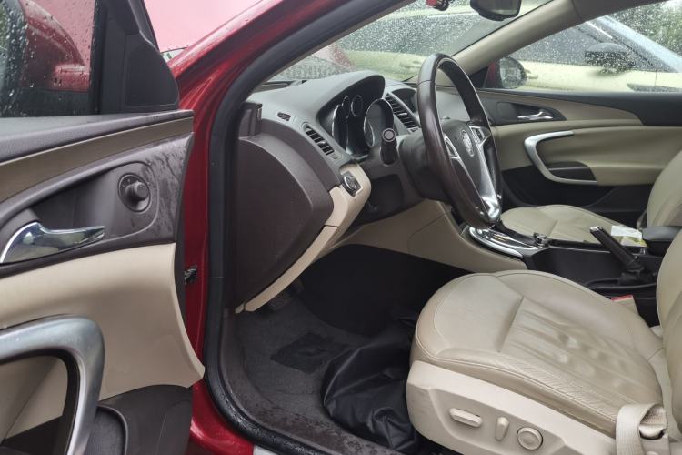 Used Buick Regal 2011 2.0L Comfort Edition Driver Seat