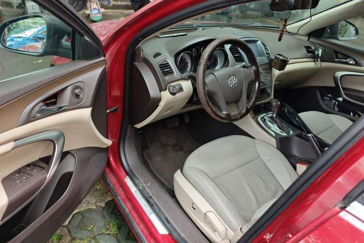 Used Buick Regal 2011 2.0L Comfort Edition Driver Seat