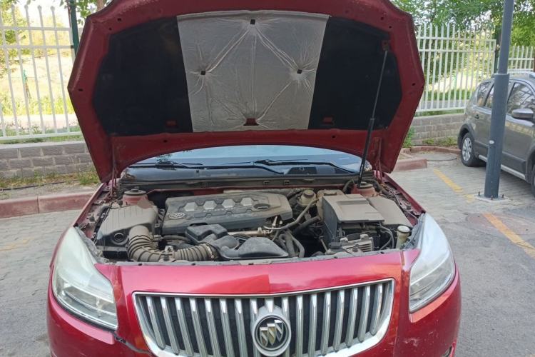 Used Buick Regal 2011 2.0L Comfort Edition Engine Bay