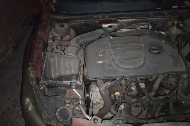 Used Buick Regal 2011 GS 2.0T Super Sport Edition Engine Bay Right
