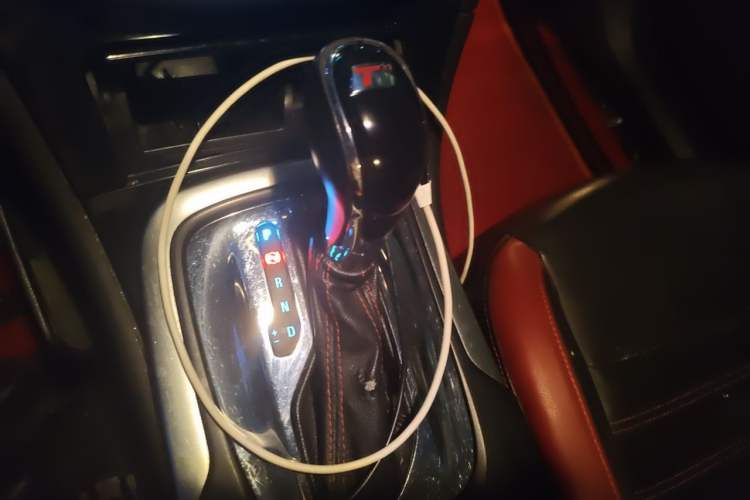 Used Buick Regal 2011 GS 2.0T Super Sport Edition Gear Lever