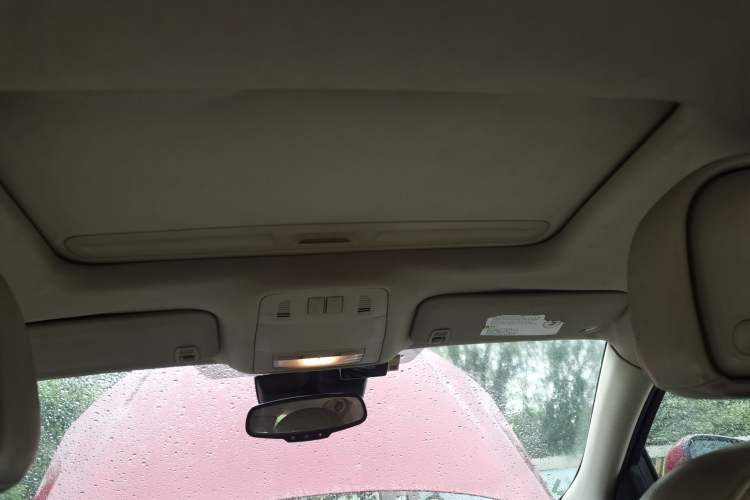 Used Buick Regal 2011 2.0L Comfort Edition Headliner