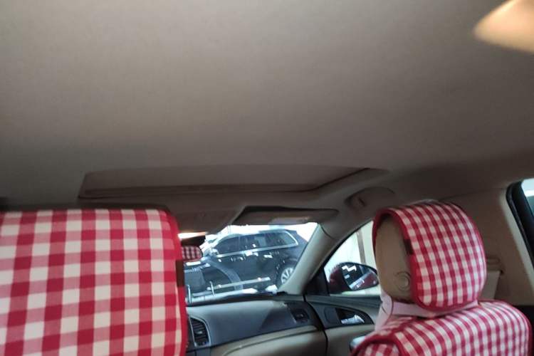Used Buick Regal 2011 2.0L Comfort Edition Headliner