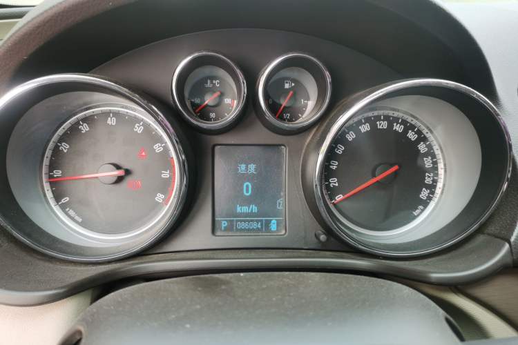 Used Buick Regal 2011 2.4L SIDI Elite Edition Instrument Cluster