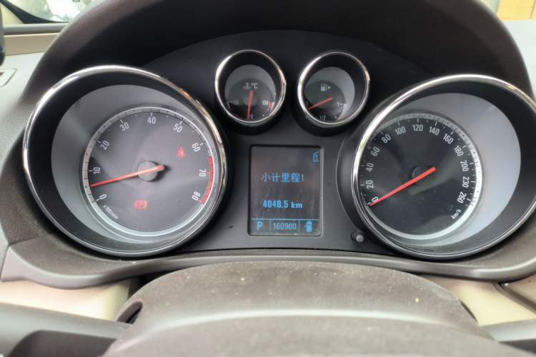 Used Buick Regal 2011 2.4L SIDI Flagship Edition Instrument Cluster