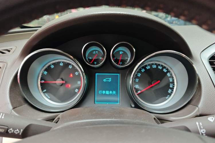 Used Buick Regal 2011 2.0L Comfort Edition Instrument Cluster
