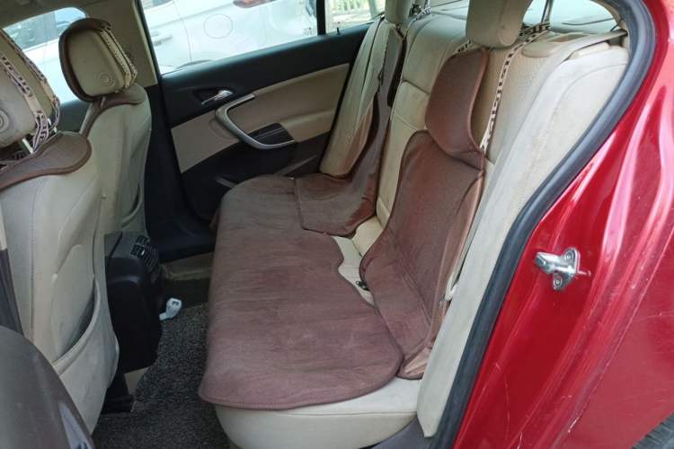 Used Buick Regal 2011 2.0L Comfort Edition Left Rear Seat