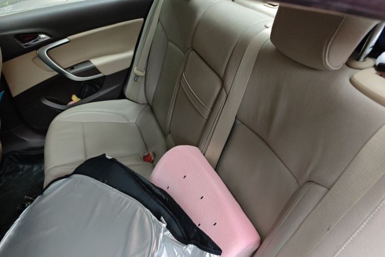 Used Buick Regal 2011 2.0L Comfort Edition Left Rear Seat