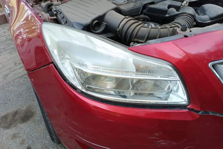 Used Buick Regal 2011 2.0L Comfort Edition Right Front Headlight