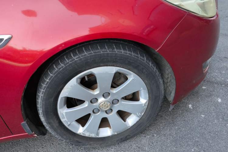 Used Buick Regal 2011 2.0L Comfort Edition Right Front Wheel Hub