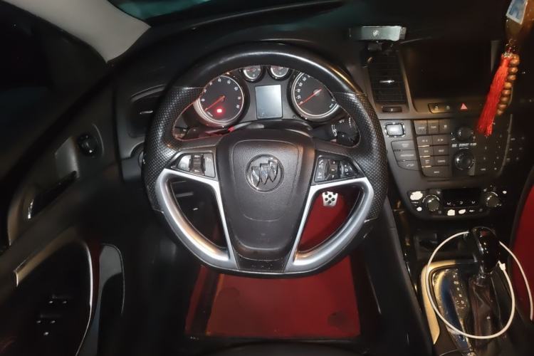 Used Buick Regal 2011 GS 2.0T Super Sport Edition Steering Wheel