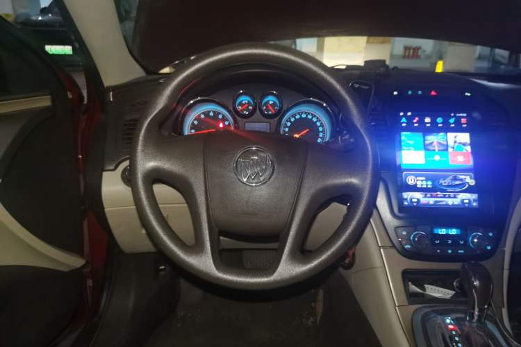 Used Buick Regal 2011 2.0L Comfort Edition Steering Wheel