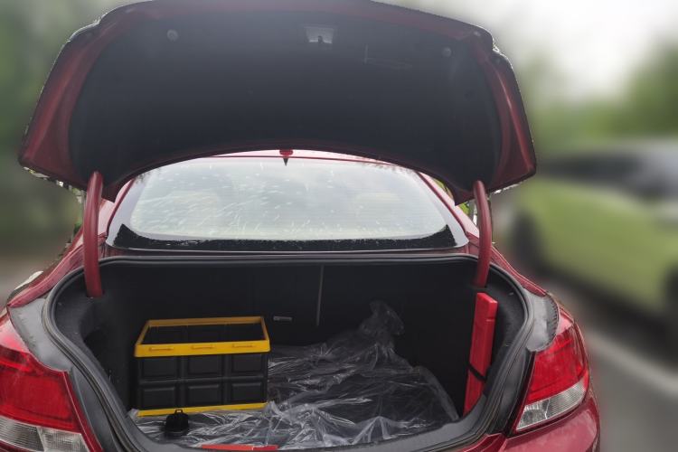 Used Buick Regal 2011 2.0L Comfort Edition Trunk