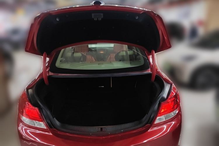 Used Buick Regal 2011 2.0L Comfort Edition Trunk
