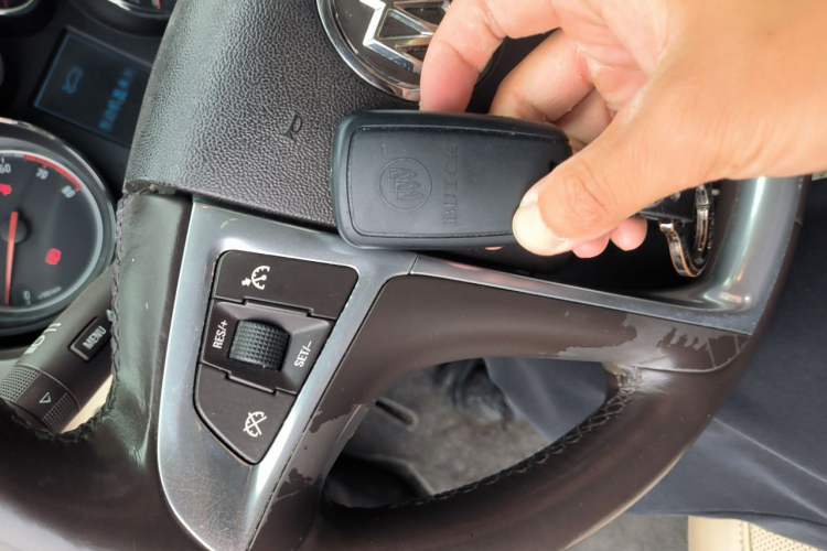 Used Buick Regal 2011 2.4L SIDI Flagship Edition Vehicle Key