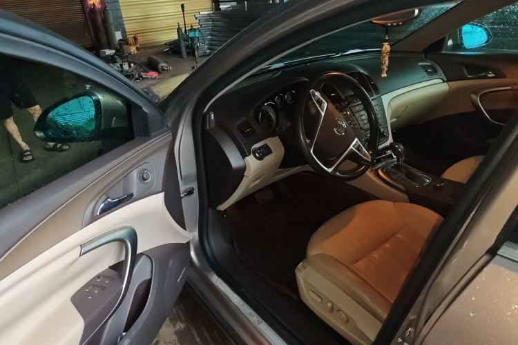 Used Buick Regal 2011 2.4L SIDI Flagship Edition Driver Seat