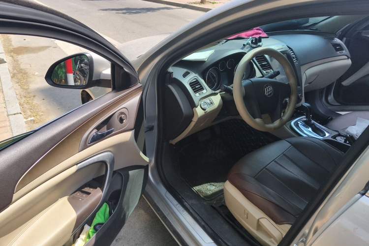 Used Buick Regal 2011 2.0L Comfort Edition Driver Seat