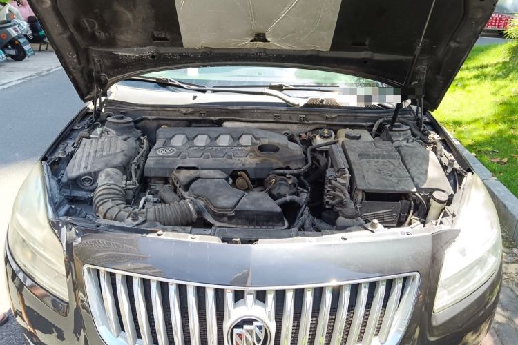 Used Buick Regal 2011 2.4L SIDI Elite Edition Engine Bay