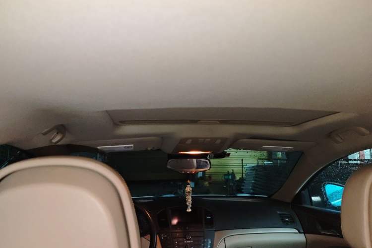 Used Buick Regal 2011 2.4L SIDI Flagship Edition Headliner