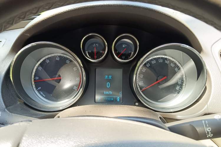 Used Buick Regal 2011 2.4L SIDI Elite Edition Instrument Cluster