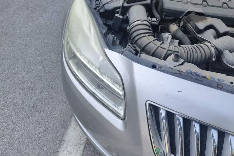 Used Buick Regal 2011 2.0L Comfort Edition Right Front Headlight