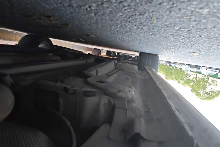 Used Buick Regal 2011 2.4L SIDI Elite Edition Chassis Rear Left