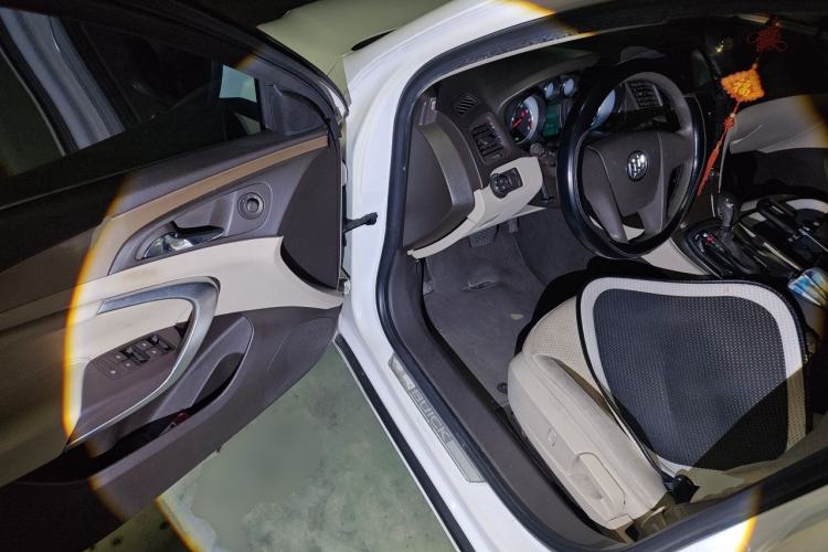 Used Buick Regal 2011 2.0L Comfort Edition Driver Seat
